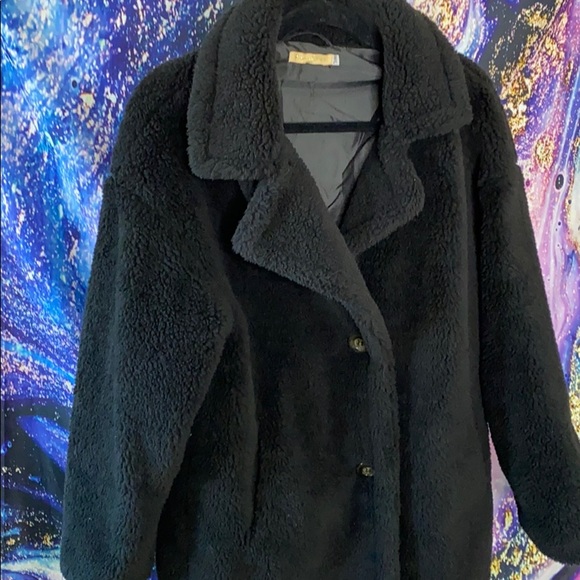 Missy Empire Long Teddy Coat - Picture 2 of 4